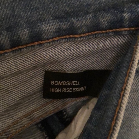 NEON BLONDE BOMBSHELL FLUTED JEAN - BAY CITY BLUES - Picture 5 of 7